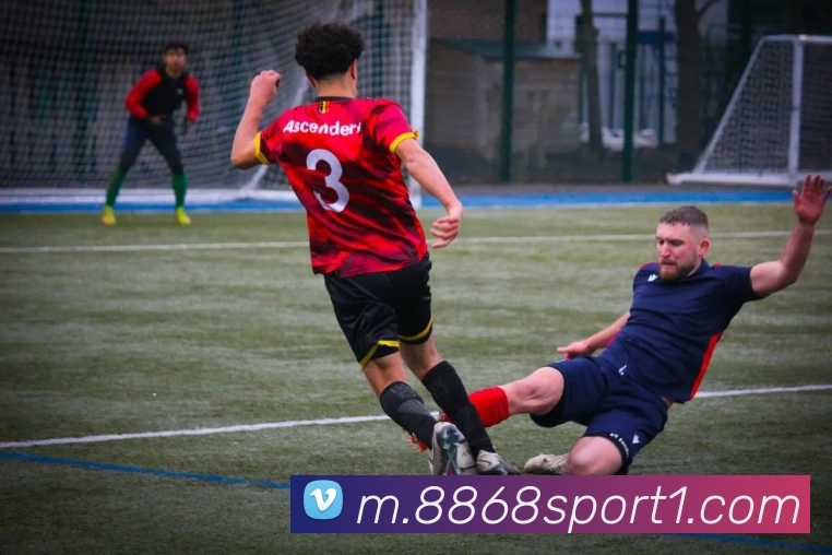 独行侠客场对决掘金克莱有望复出加福德因伤缺席比赛